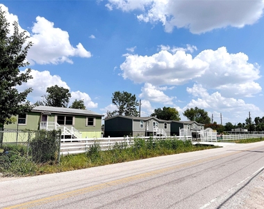 3234 Bobbie Street - Photo Thumbnail 7