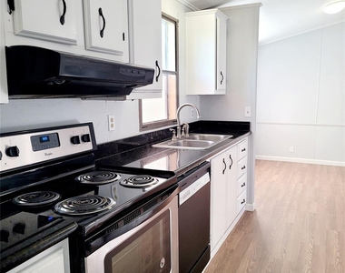3234 Bobbie Street - Photo Thumbnail 28