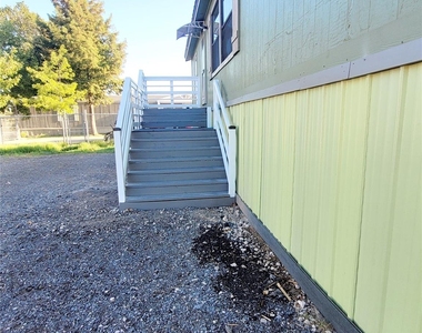 3234 Bobbie Street - Photo Thumbnail 8