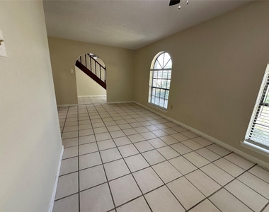 2523 Stevenson Road - Photo Thumbnail 12