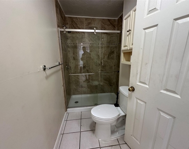 2523 Stevenson Road - Photo Thumbnail 13