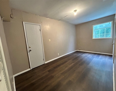 23122 Dew Wood Lane - Photo Thumbnail 2