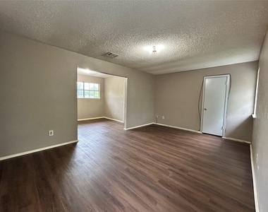 23122 Dew Wood Lane - Photo Thumbnail 7