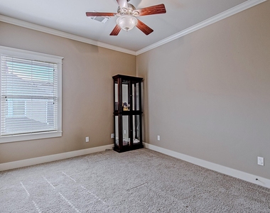 1425 Prince Street - Photo Thumbnail 20