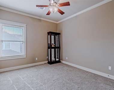 1425 Prince Street - Photo Thumbnail 21