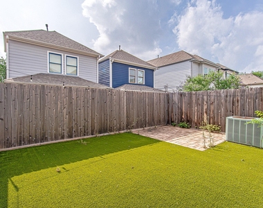 1425 Prince Street - Photo Thumbnail 23