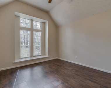 2460 Pebblebrook Circle - Photo Thumbnail 18