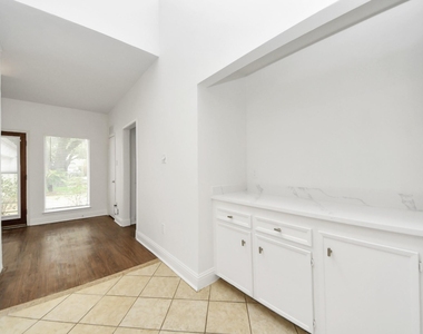 11415 Ella Lee Lane - Photo Thumbnail 3