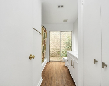 11415 Ella Lee Lane - Photo Thumbnail 20