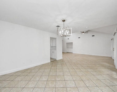 11415 Ella Lee Lane - Photo Thumbnail 7