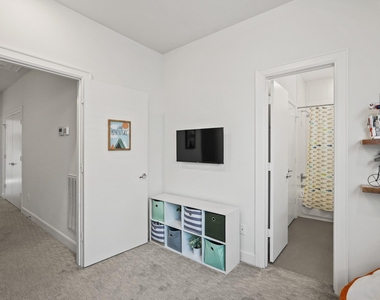1739 Eado Point Lane - Photo Thumbnail 25