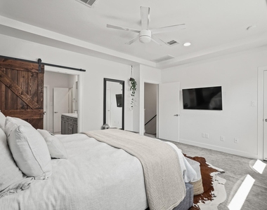 1739 Eado Point Lane - Photo Thumbnail 19