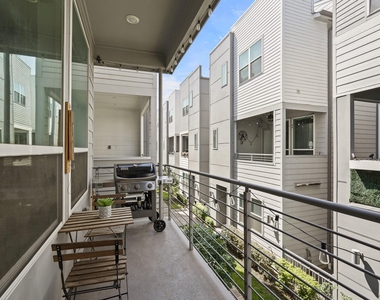 1739 Eado Point Lane - Photo Thumbnail 15
