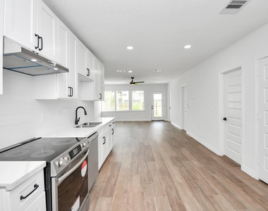 2812 Truxillo Street - Photo Thumbnail 11