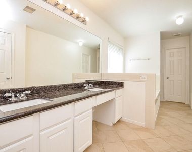 24718 Cobble Canyon Lane - Photo Thumbnail 17