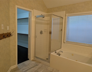 22403 Bellows Bend Drive - Photo Thumbnail 23