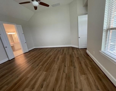 2226 Falcon Brook Drive - Photo Thumbnail 16