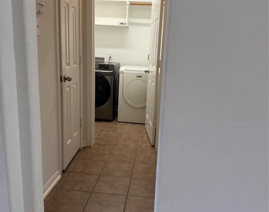 38 N Regan Mead Circle - Photo Thumbnail 25