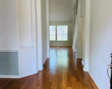 38 N Regan Mead Circle - Photo Thumbnail 17