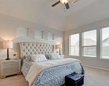 23811 Via Viale Dr - Photo Thumbnail 22