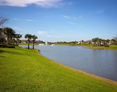 4718 Sabero Lane - Photo Thumbnail 38