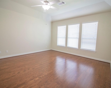 4718 Sabero Lane - Photo Thumbnail 25