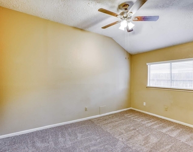 10579 Twilight Moon Drive - Photo Thumbnail 10
