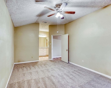 10579 Twilight Moon Drive - Photo Thumbnail 8