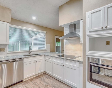 10579 Twilight Moon Drive - Photo Thumbnail 5