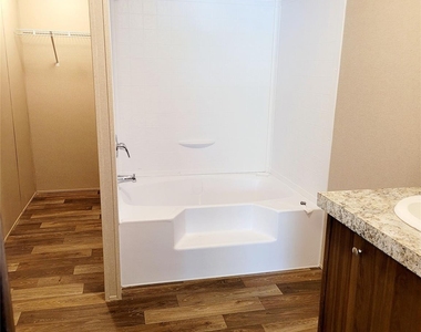 3234 Bobbie Street - Photo Thumbnail 28