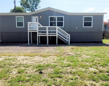 3234 Bobbie Street - Photo Thumbnail 11