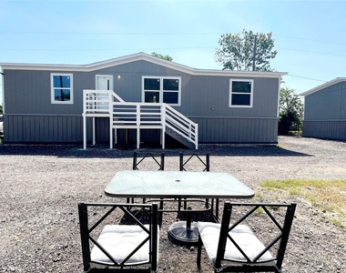 3234 Bobbie Street - Photo Thumbnail 10
