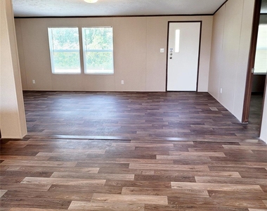 3234 Bobbie Street - Photo Thumbnail 13
