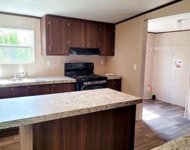 3234 Bobbie Street - Photo Thumbnail 20