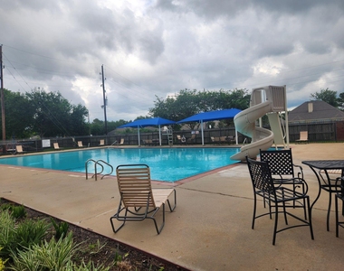 17123 Pecan Acres Drive - Photo Thumbnail 6
