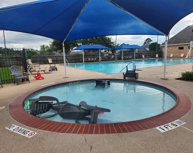 17123 Pecan Acres Drive - Photo Thumbnail 7