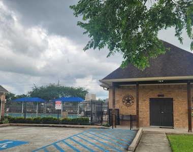 17123 Pecan Acres Drive - Photo Thumbnail 5