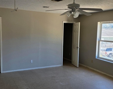 5130 Chapman Street - Photo Thumbnail 3