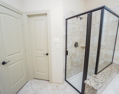 2206 Argos Drive - Photo Thumbnail 16
