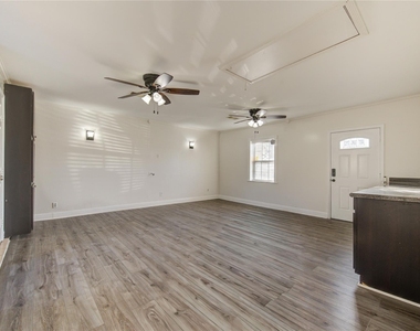 14238 Old Humble Road - Photo Thumbnail 6