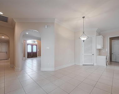 14010 Barnhart Boulevard - Photo Thumbnail 12
