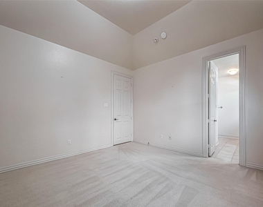14010 Barnhart Boulevard - Photo Thumbnail 27