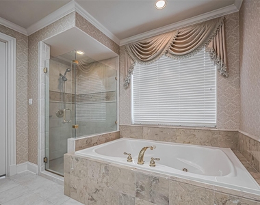 14010 Barnhart Boulevard - Photo Thumbnail 36