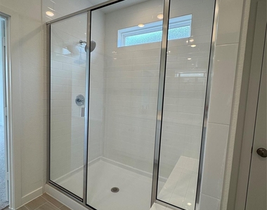 6423 Green Pedal Ln - Photo Thumbnail 14