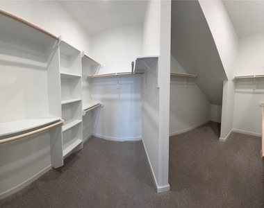 6423 Green Pedal Ln - Photo Thumbnail 17