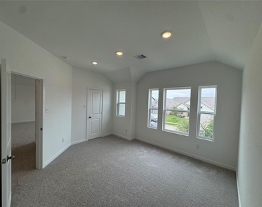 6423 Green Pedal Ln - Photo Thumbnail 23