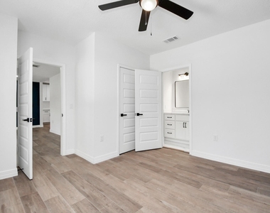 2812 Truxillo Street - Photo Thumbnail 10