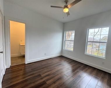 1919 Fulton Street - Photo Thumbnail 20