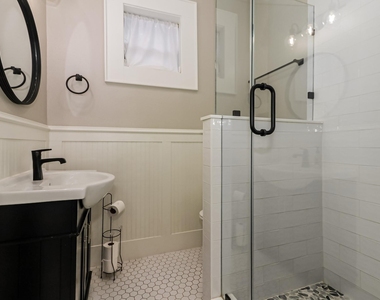 4715 Avenue P 1/2 - Photo Thumbnail 8