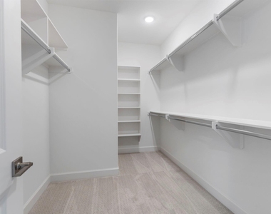 106 Cinder Berry Street - Photo Thumbnail 23